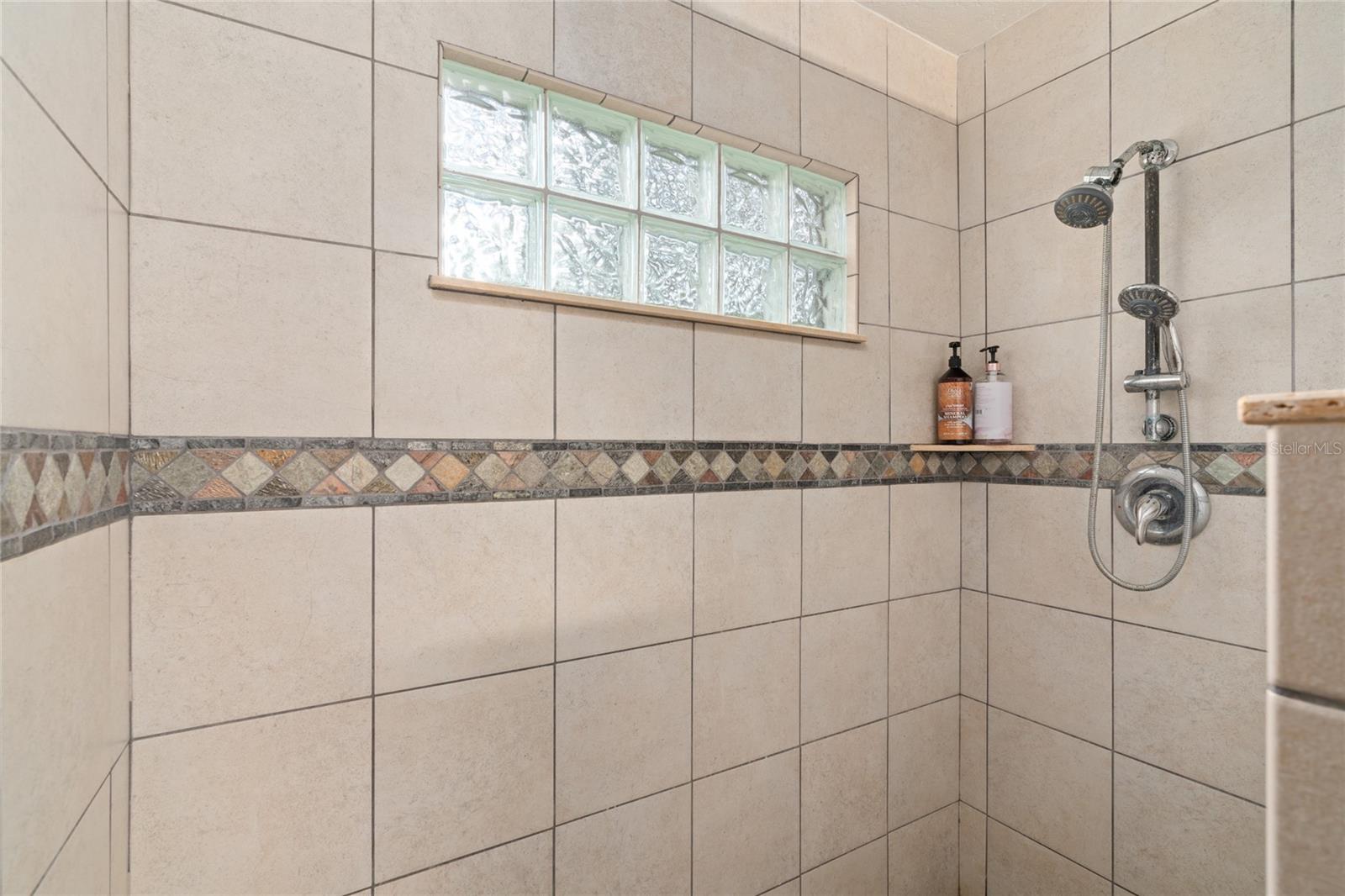 Image 78 of 100 For 889 165th Street