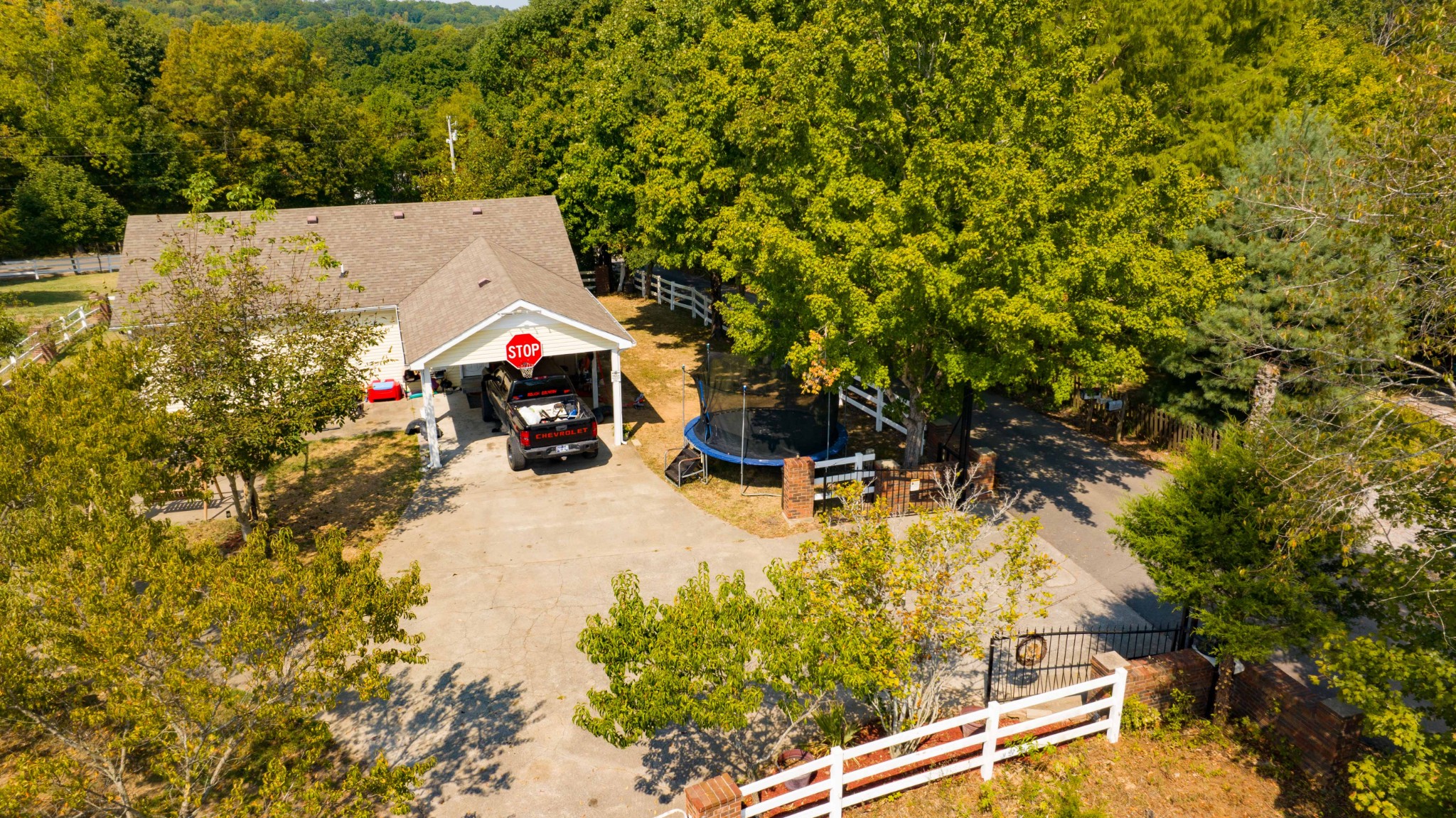 Image 14 of 22 For 6008 Angus Valley Drive