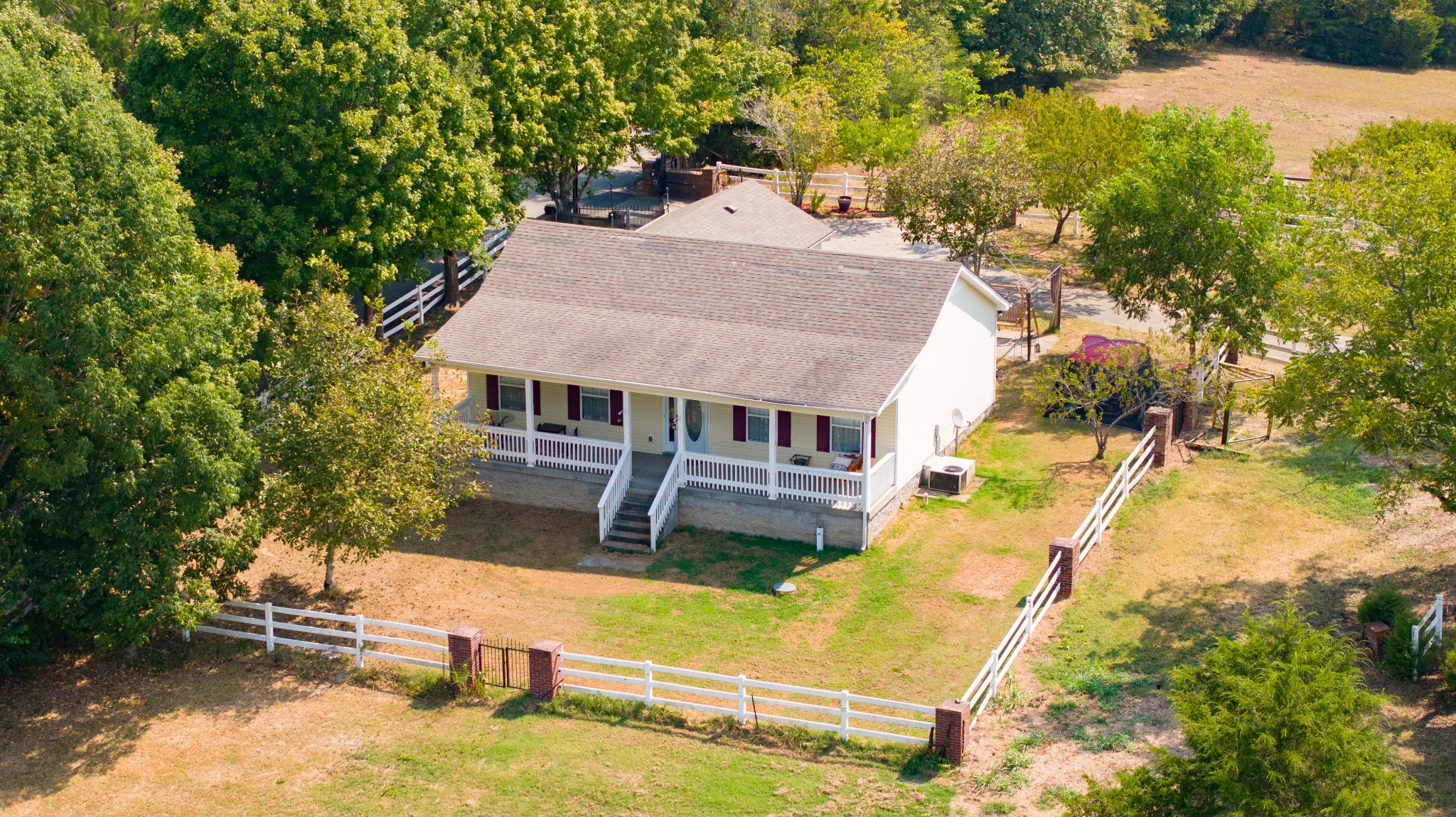 Image 9 of 22 For 6008 Angus Valley Drive
