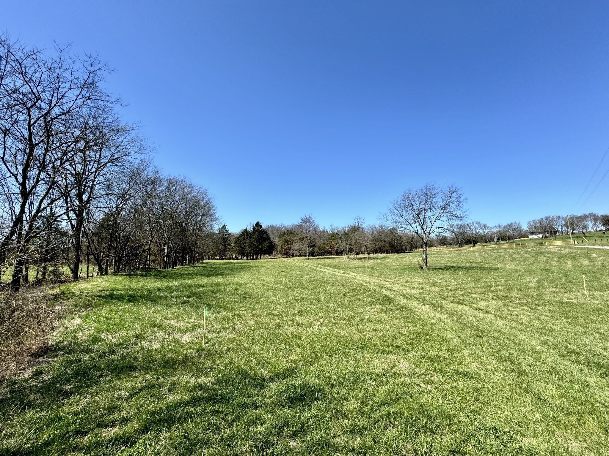 Image 4 of 33 For 415 1st Avenue 101-b