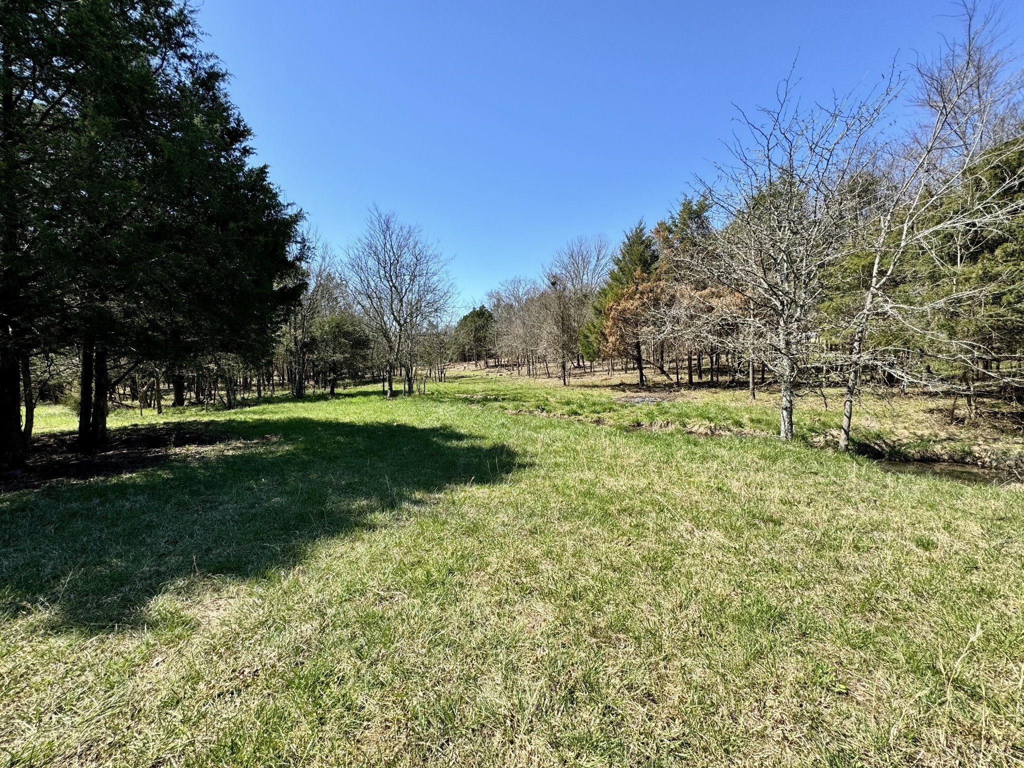 Image 5 of 33 For 415 1st Avenue 101-b