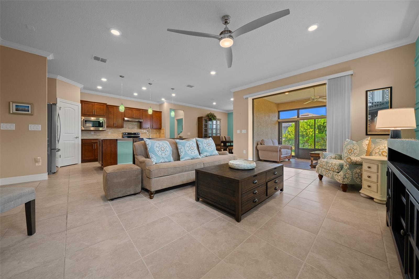 Image 10 of 61 For 6376 97th Terrace Road