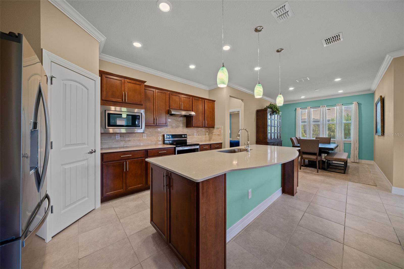 Image 14 of 61 For 6376 97th Terrace Road