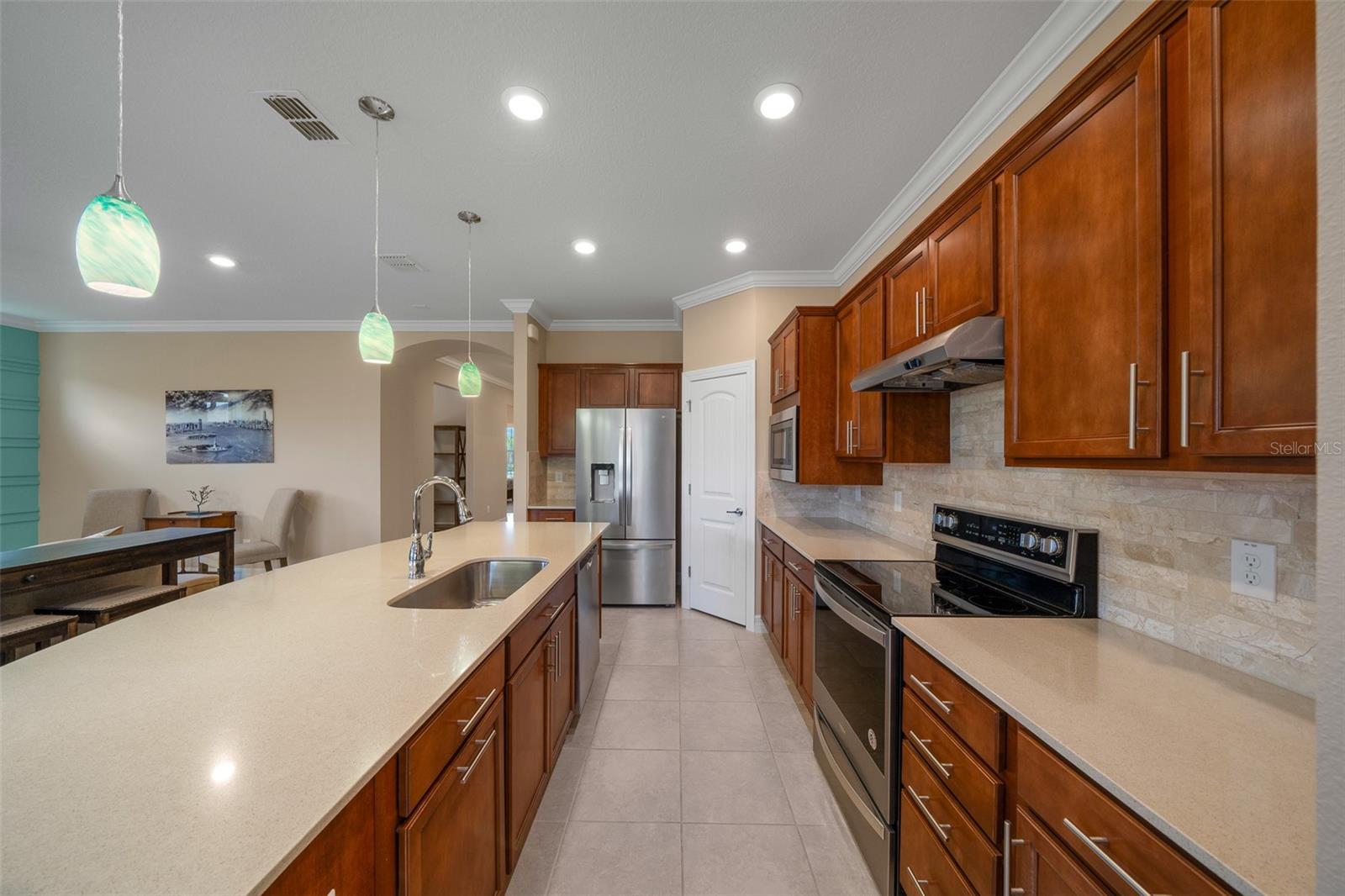 Image 18 of 61 For 6376 97th Terrace Road