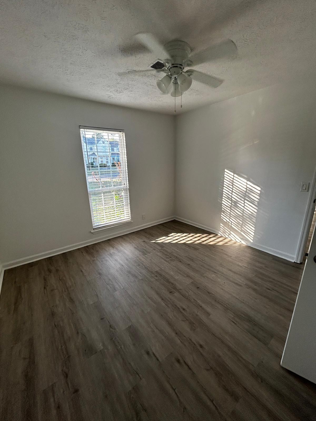 Image 10 of 58 For 9923 98th Lane