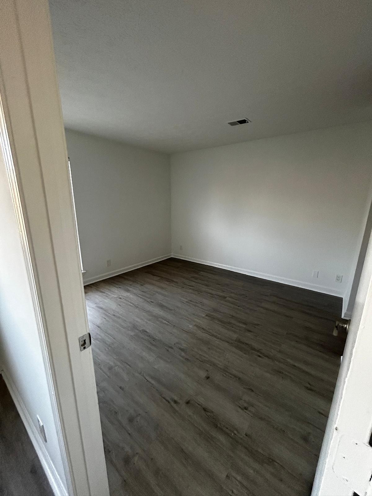 Image 11 of 58 For 9923 98th Lane