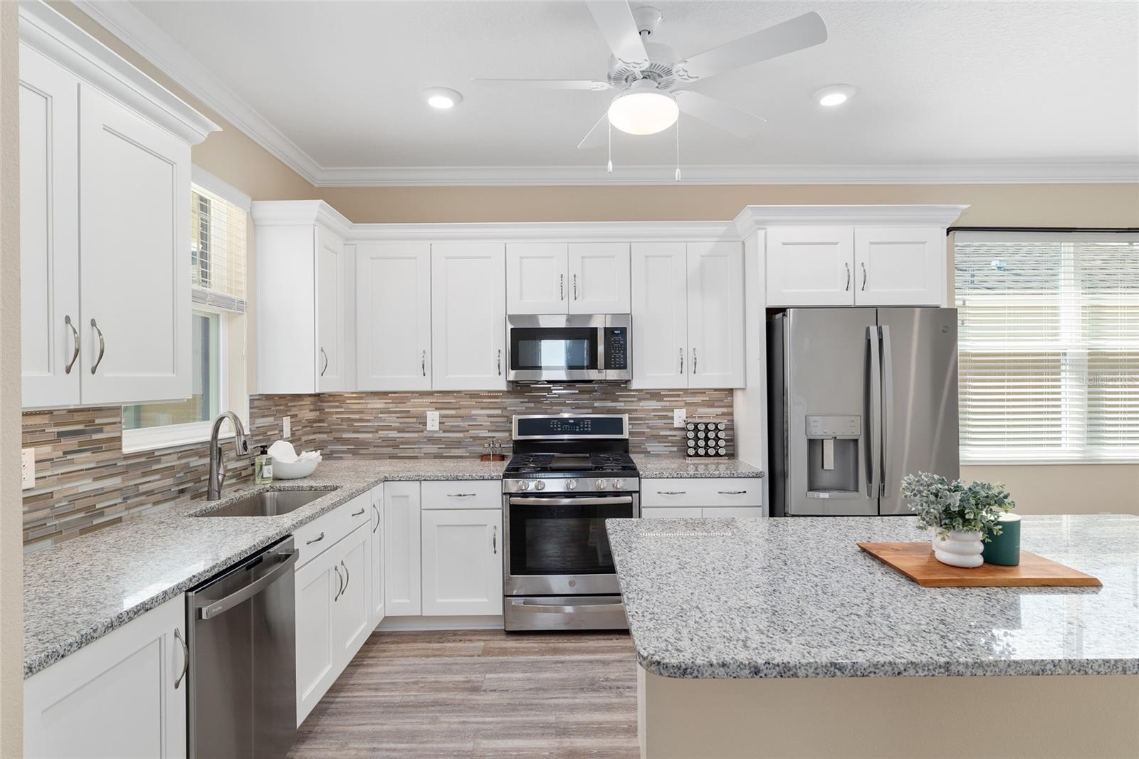 Image 27 of 58 For 9923 98th Lane