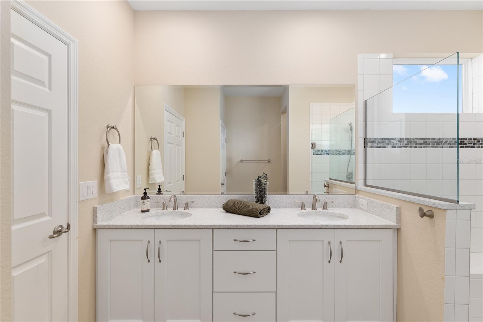 Image 35 of 58 For 9923 98th Lane