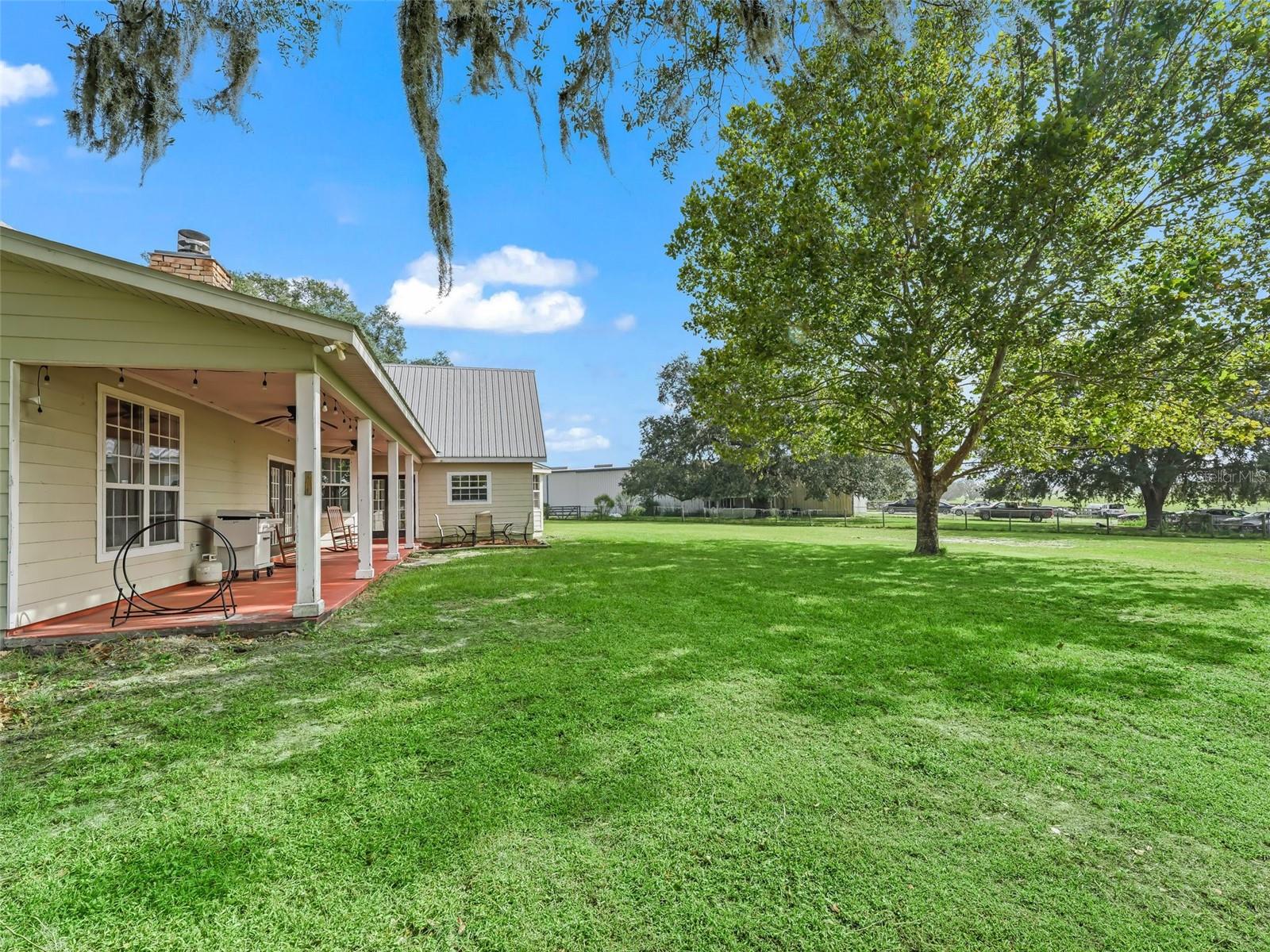 Image 38 of 99 For 9451 107th Court