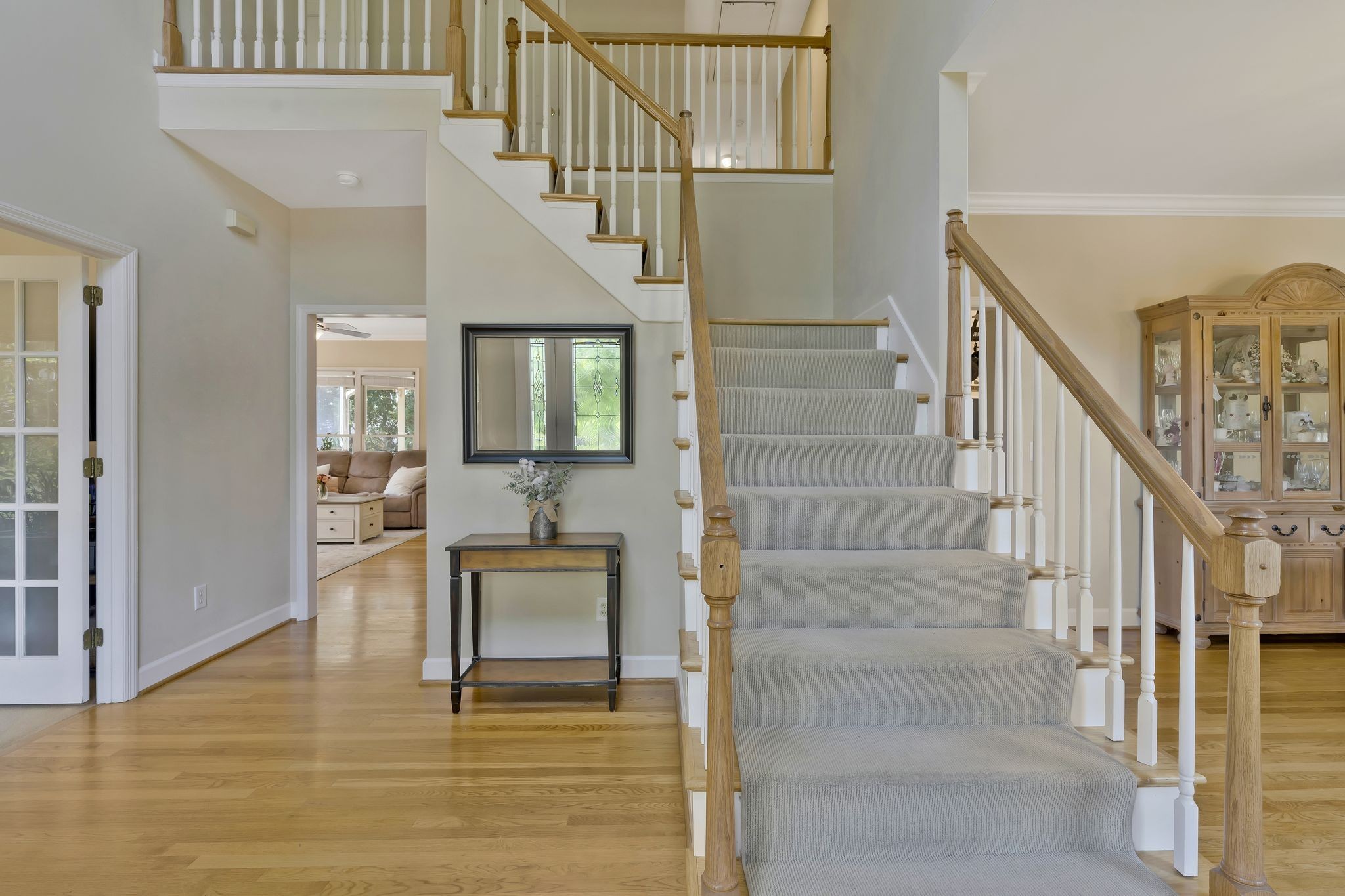 Image 6 of 8 For 2005 Columbus Avenue