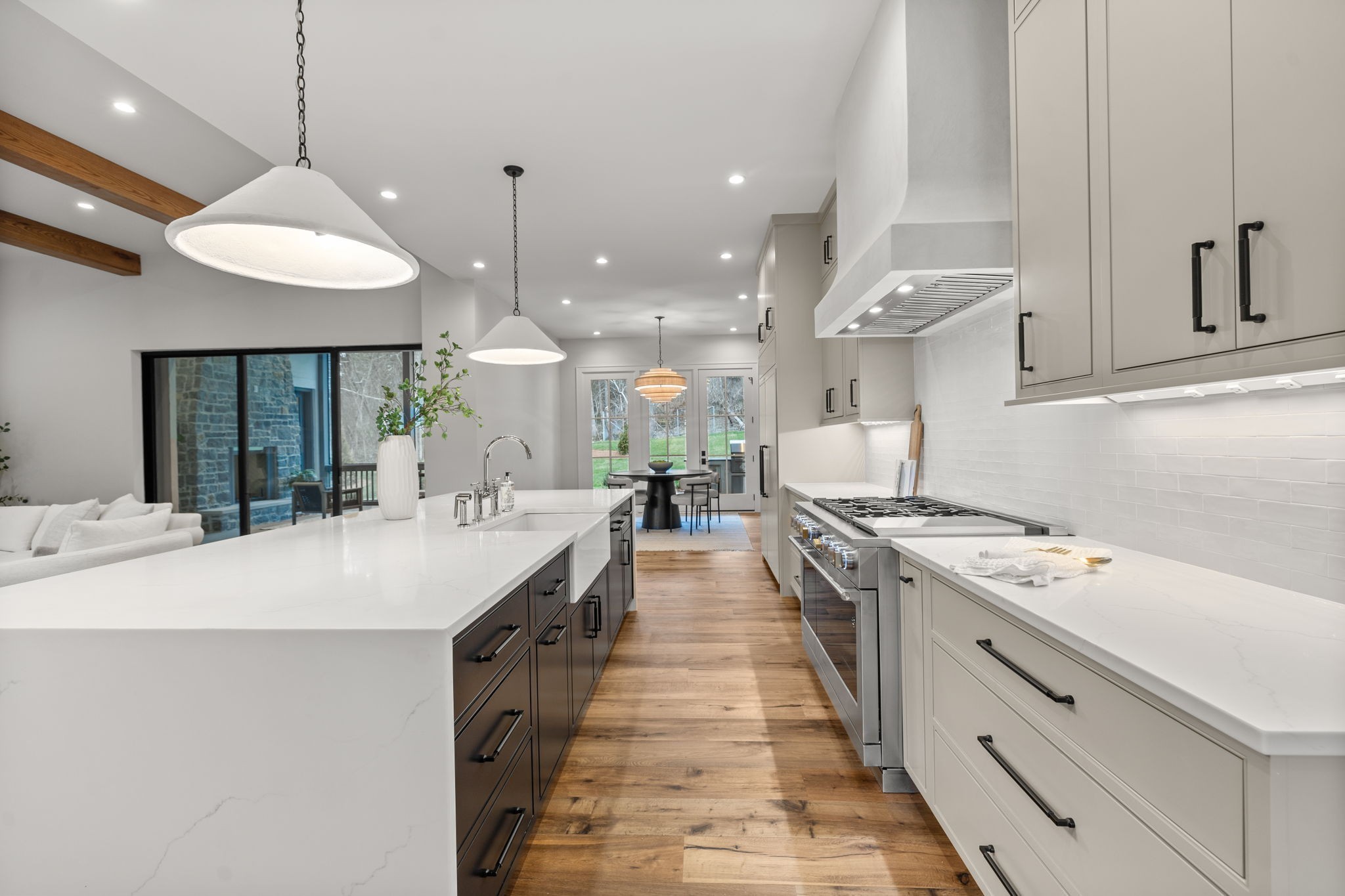 Image 13 of 55 For 811 49th Avenue