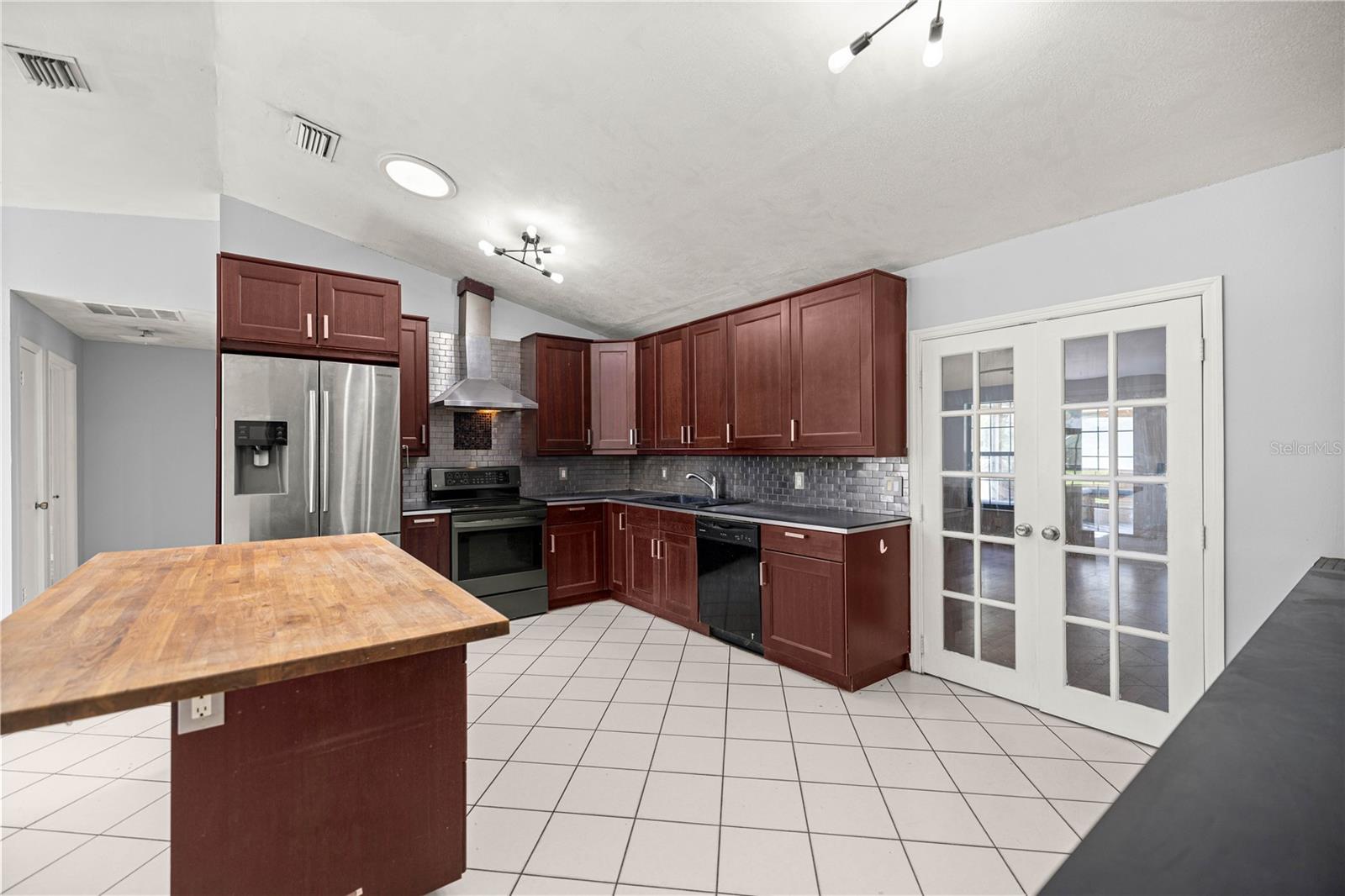 Image 14 of 57 For 14171 8th Avenue