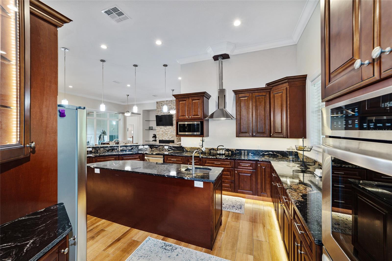 Image 34 of 53 For 18899 77th Place Road