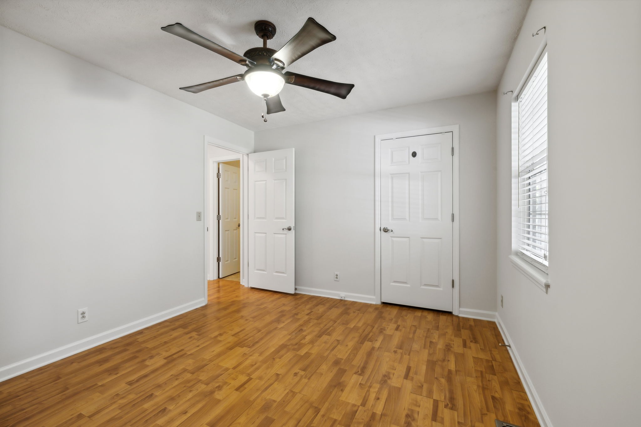 Image 20 of 24 For 8098 Longfellow Street