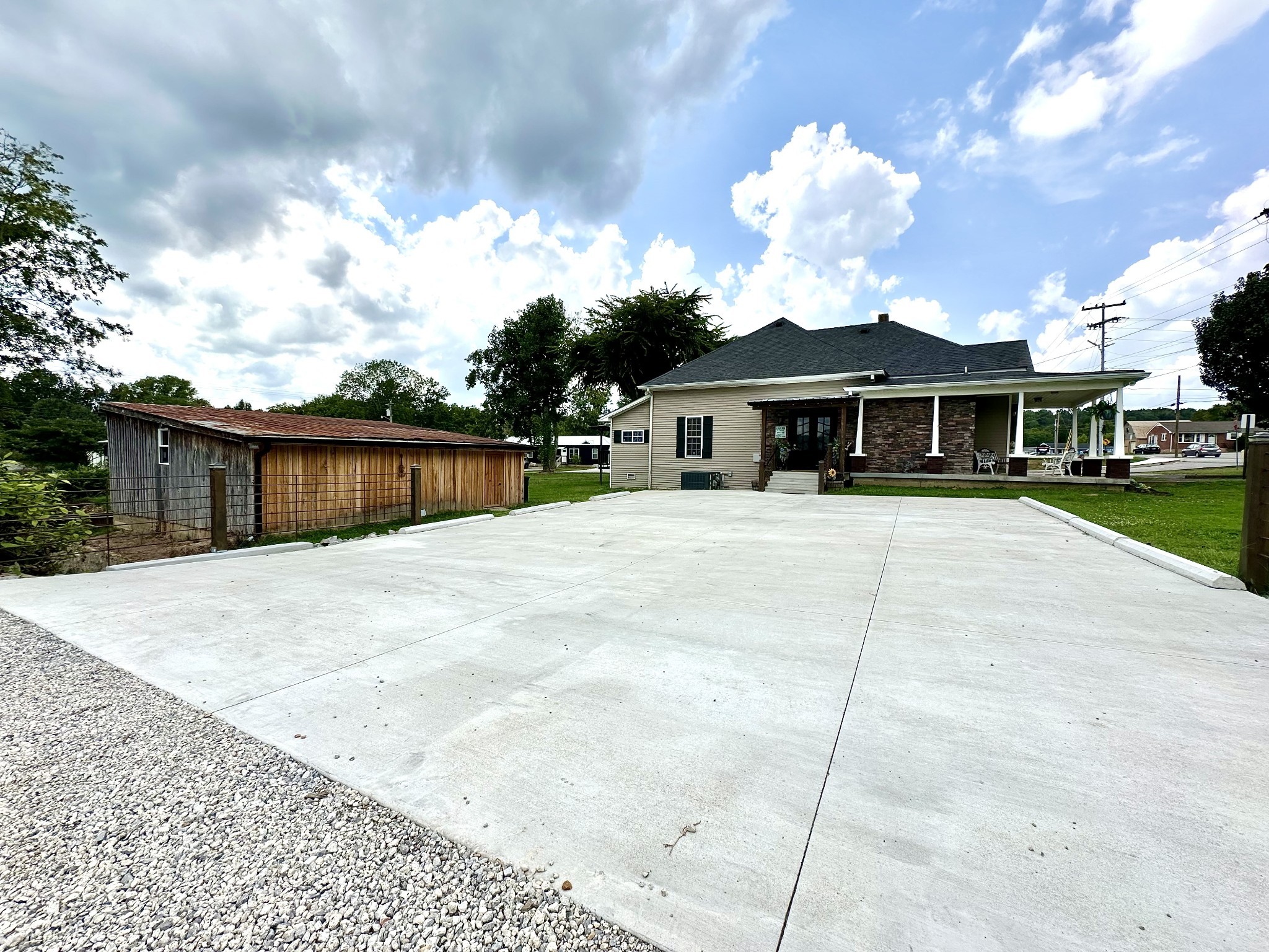 Image 5 of 38 For 930 145 Court