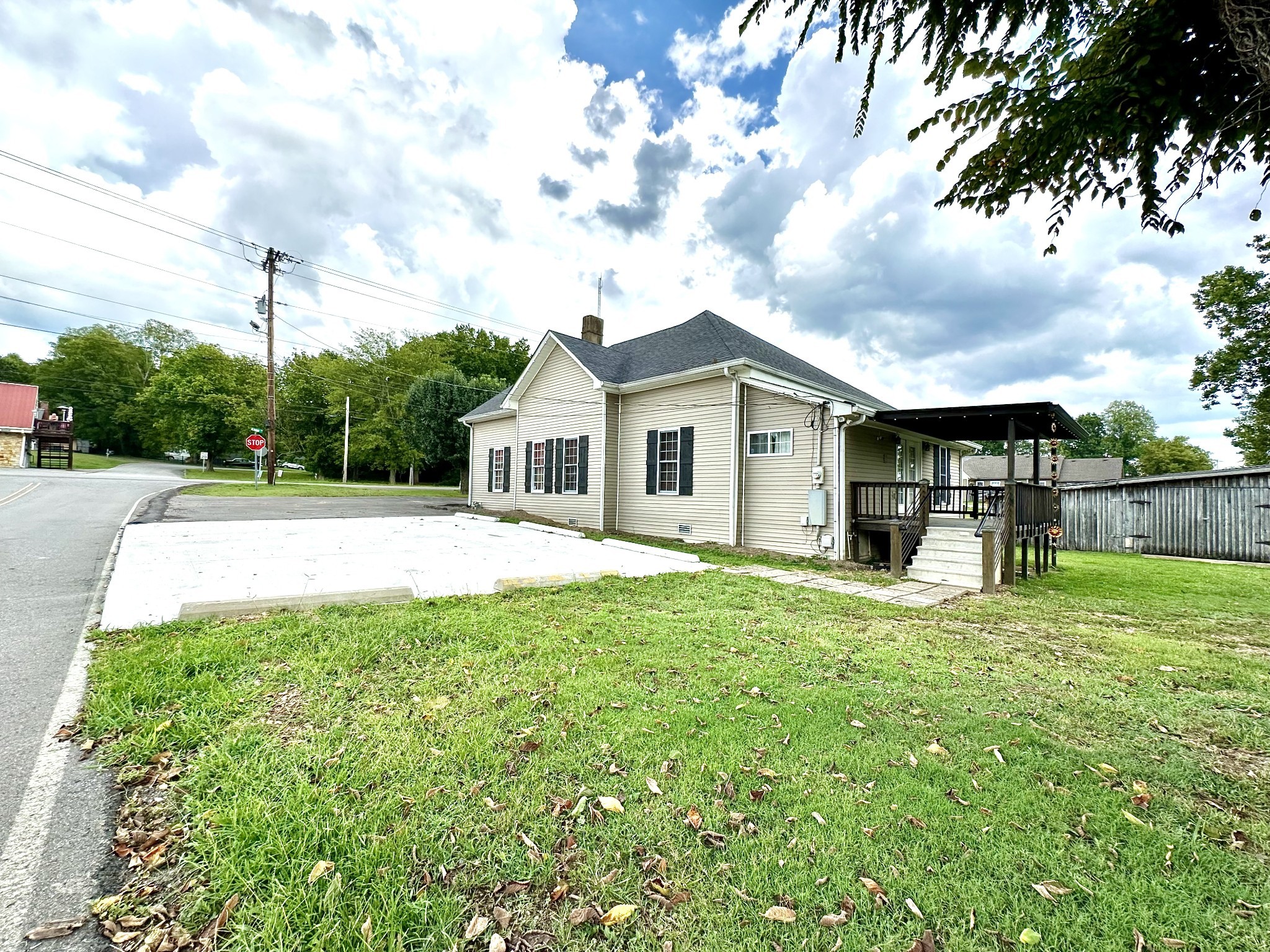 Image 6 of 38 For 930 145 Court