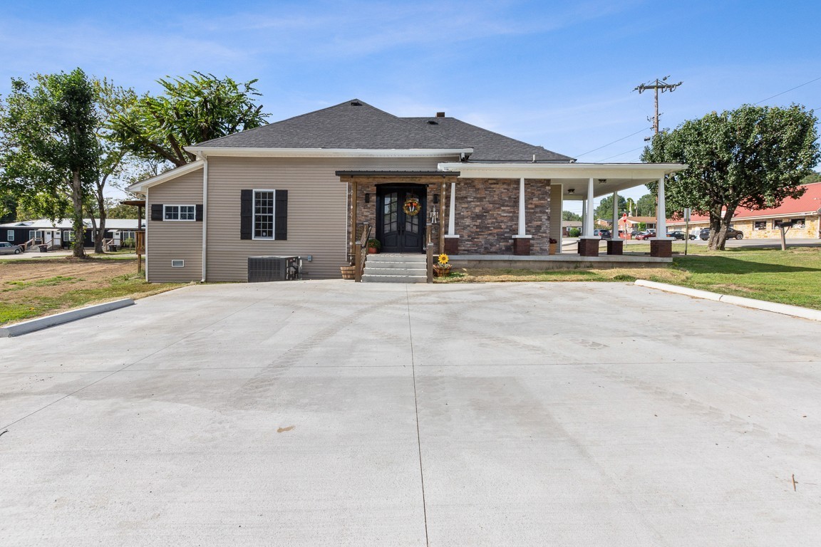 Image 8 of 38 For 930 145 Court