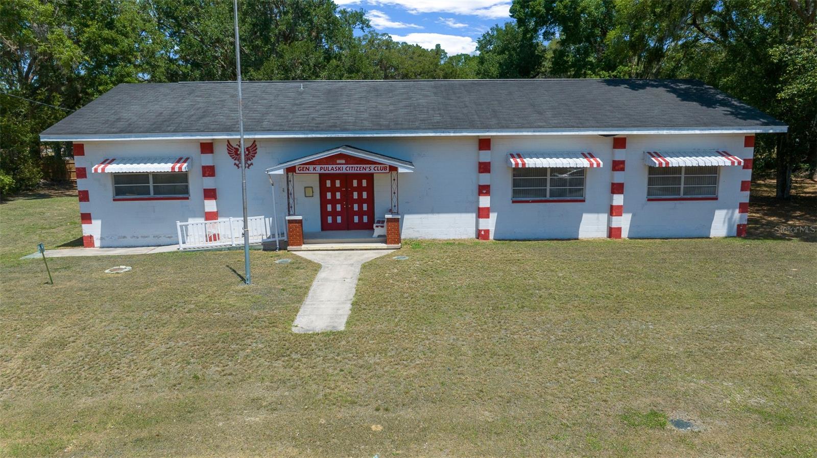 Image 11 of 43 For 6221 113th Street