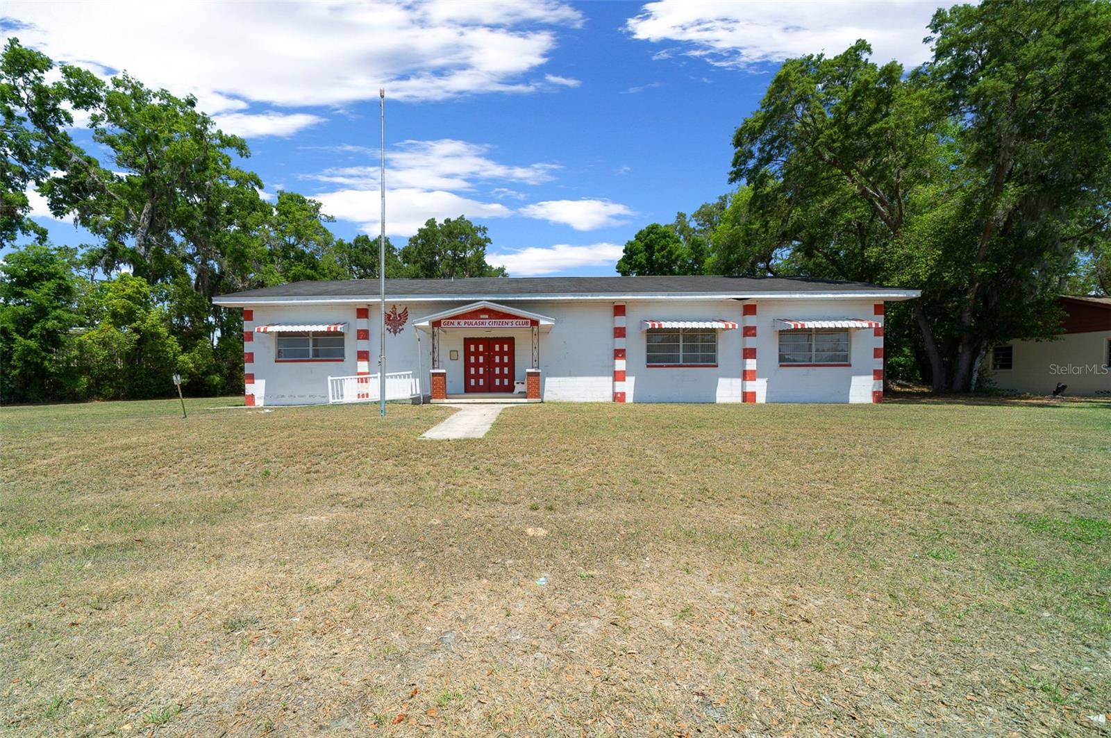 Image 15 of 43 For 6221 113th Street
