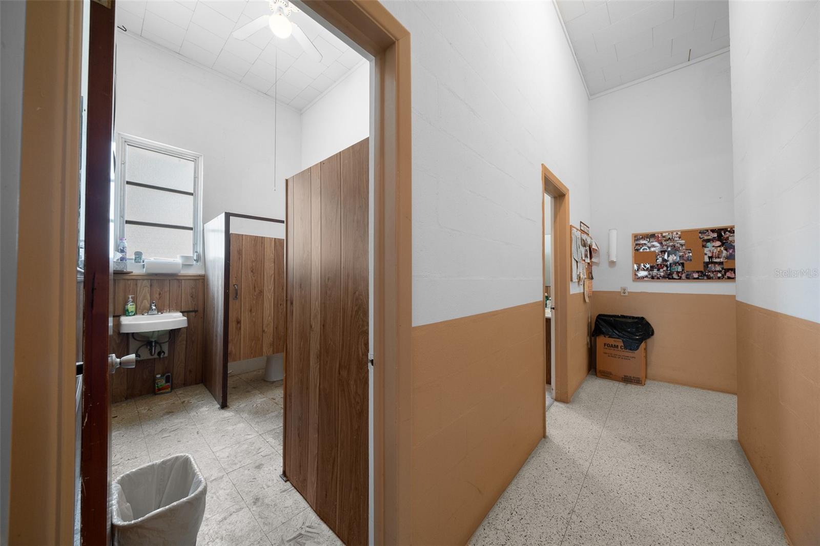 Image 34 of 43 For 6221 113th Street