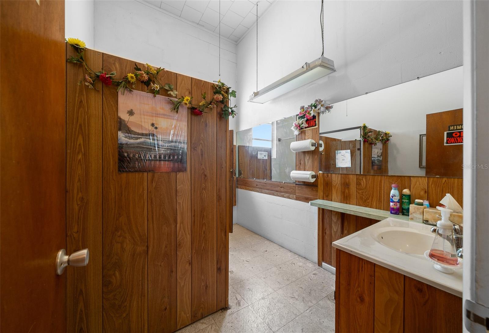 Image 38 of 43 For 6221 113th Street