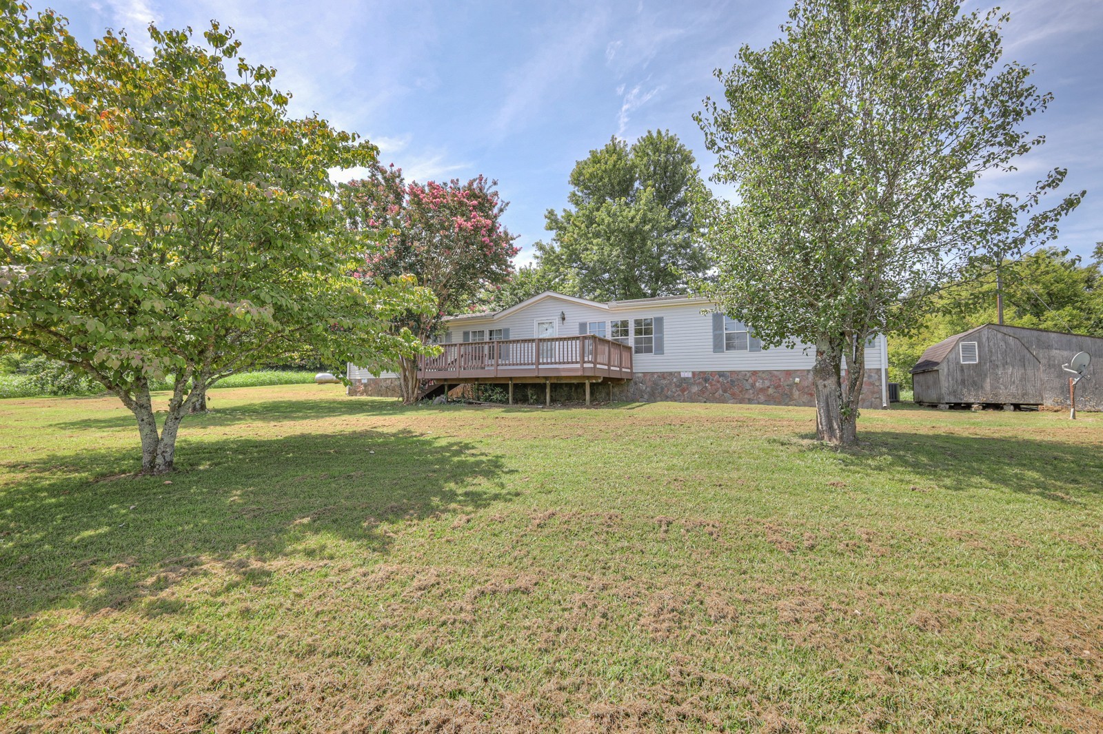 Listing photo id 16 for 10990 And 11000 Seminole Place
