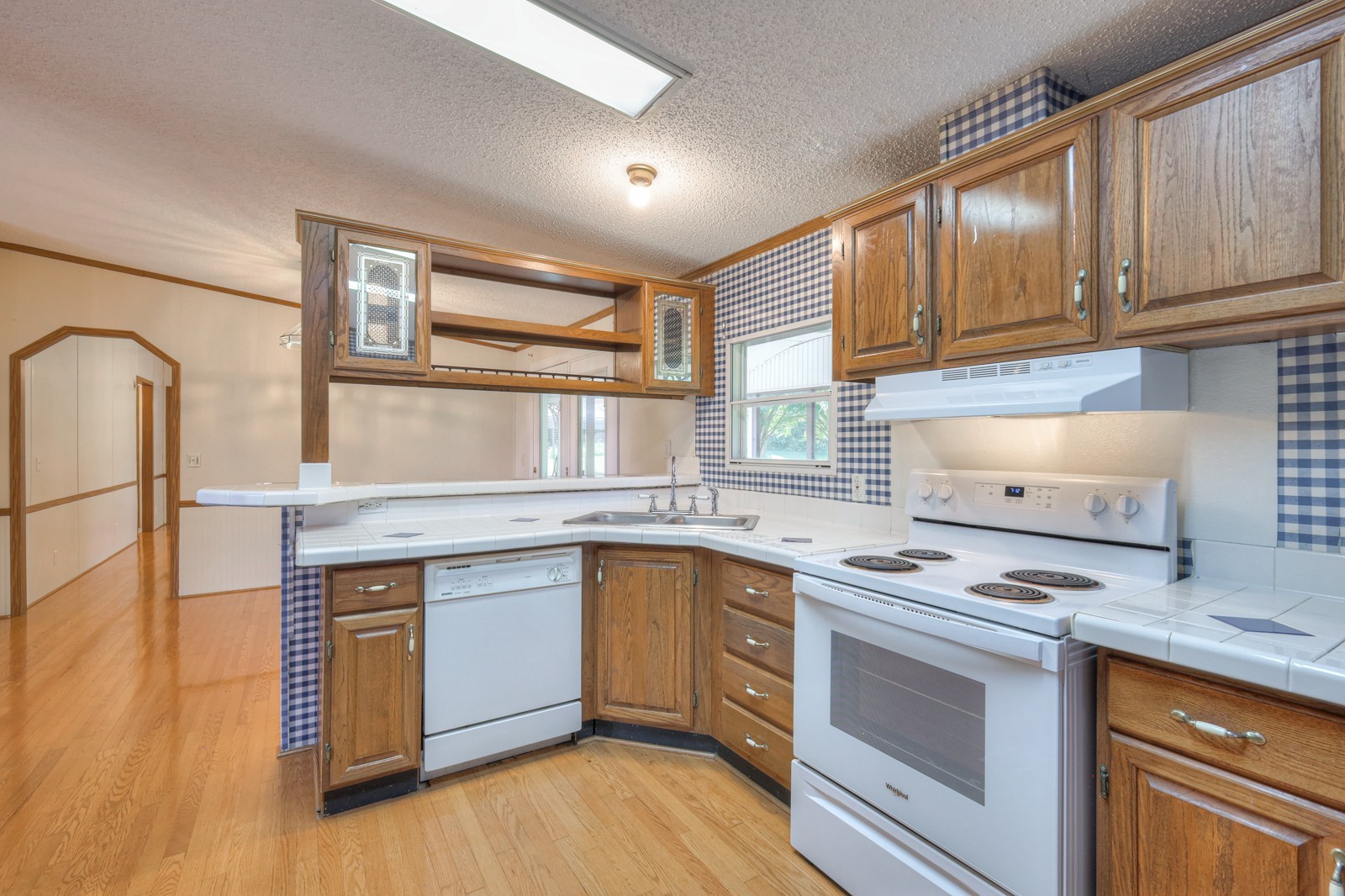 Listing photo id 0 for 10990 And 11000 Seminole Place