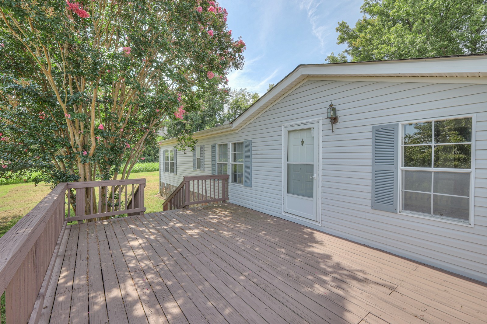 Listing photo id 22 for 10990 And 11000 Seminole Place