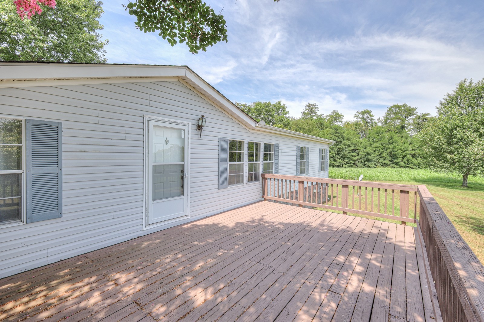 Listing photo id 23 for 10990 And 11000 Seminole Place