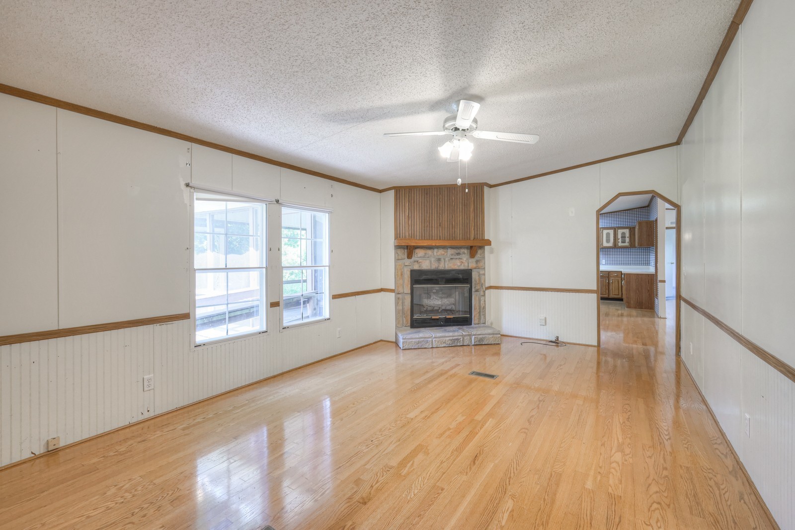 Listing photo id 37 for 10990 And 11000 Seminole Place