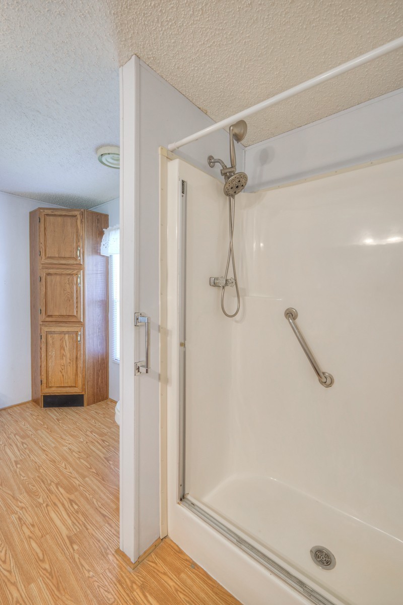 Listing photo id 41 for 10990 And 11000 Seminole Place