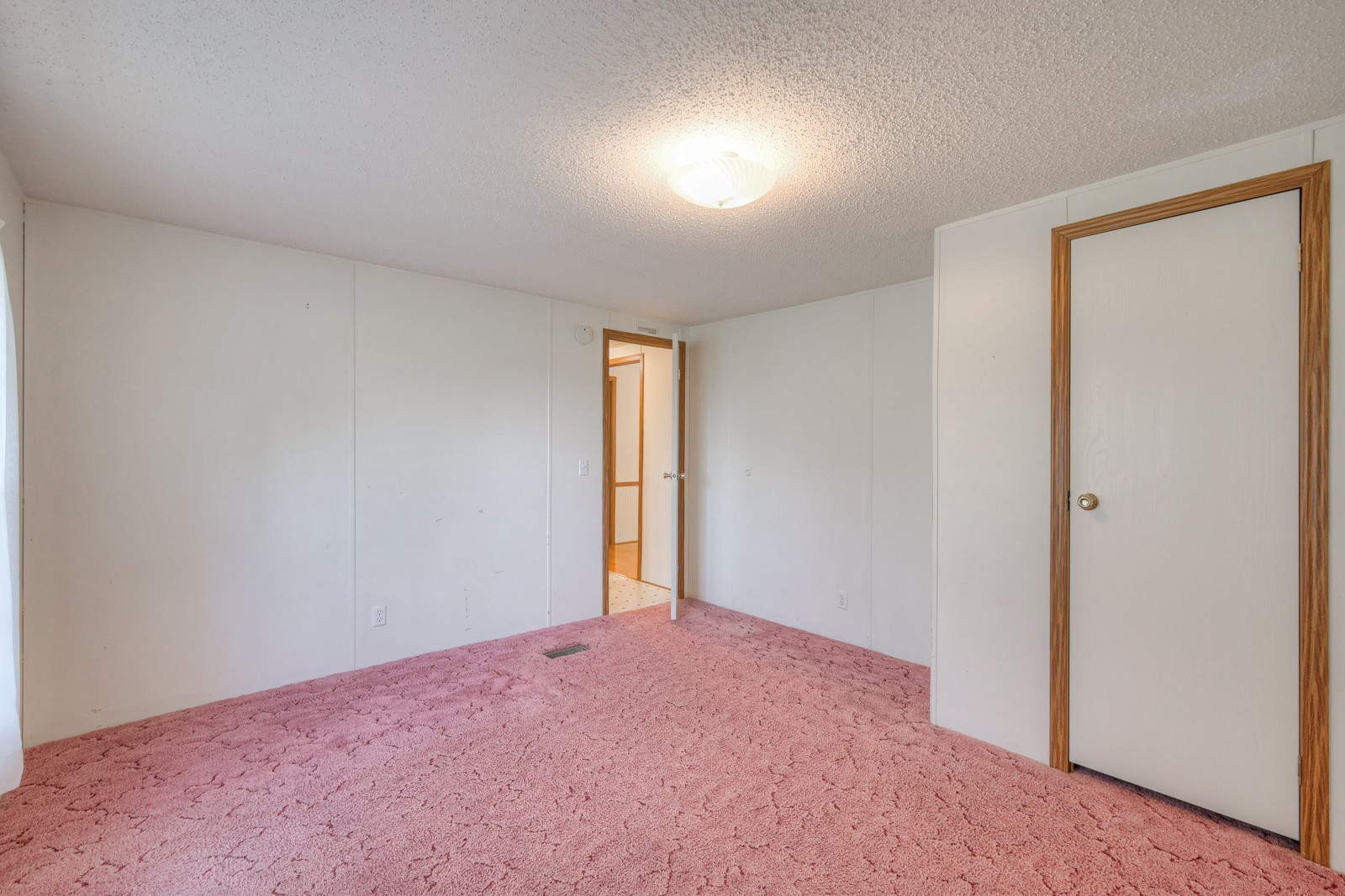 Listing photo id 49 for 10990 And 11000 Seminole Place