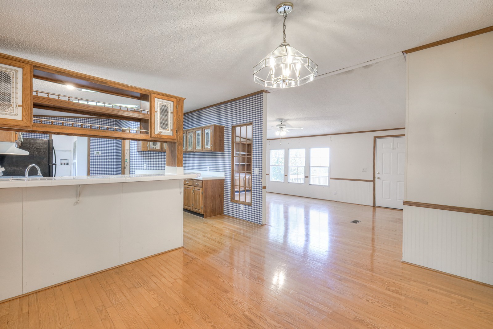 Listing photo id 4 for 10990 And 11000 Seminole Place