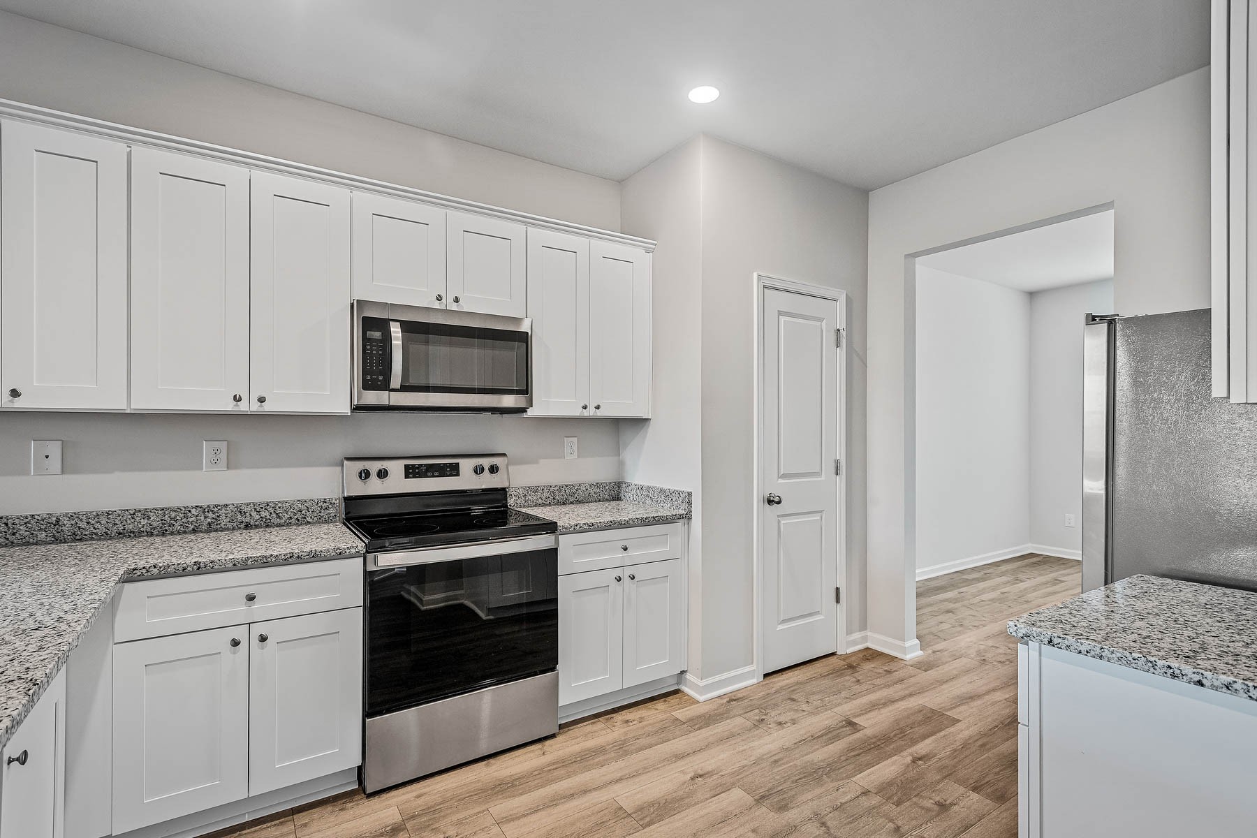 Image 3 of 7 For 9781 Pomelo Lane