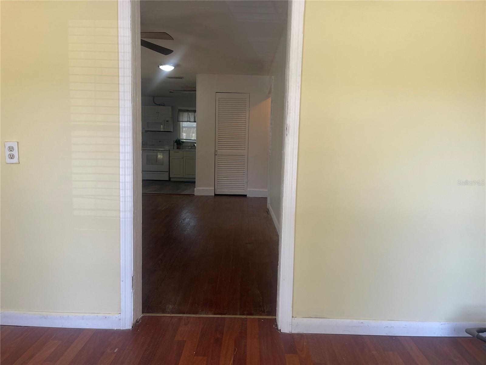 Image 7 of 21 For 621 20th Street