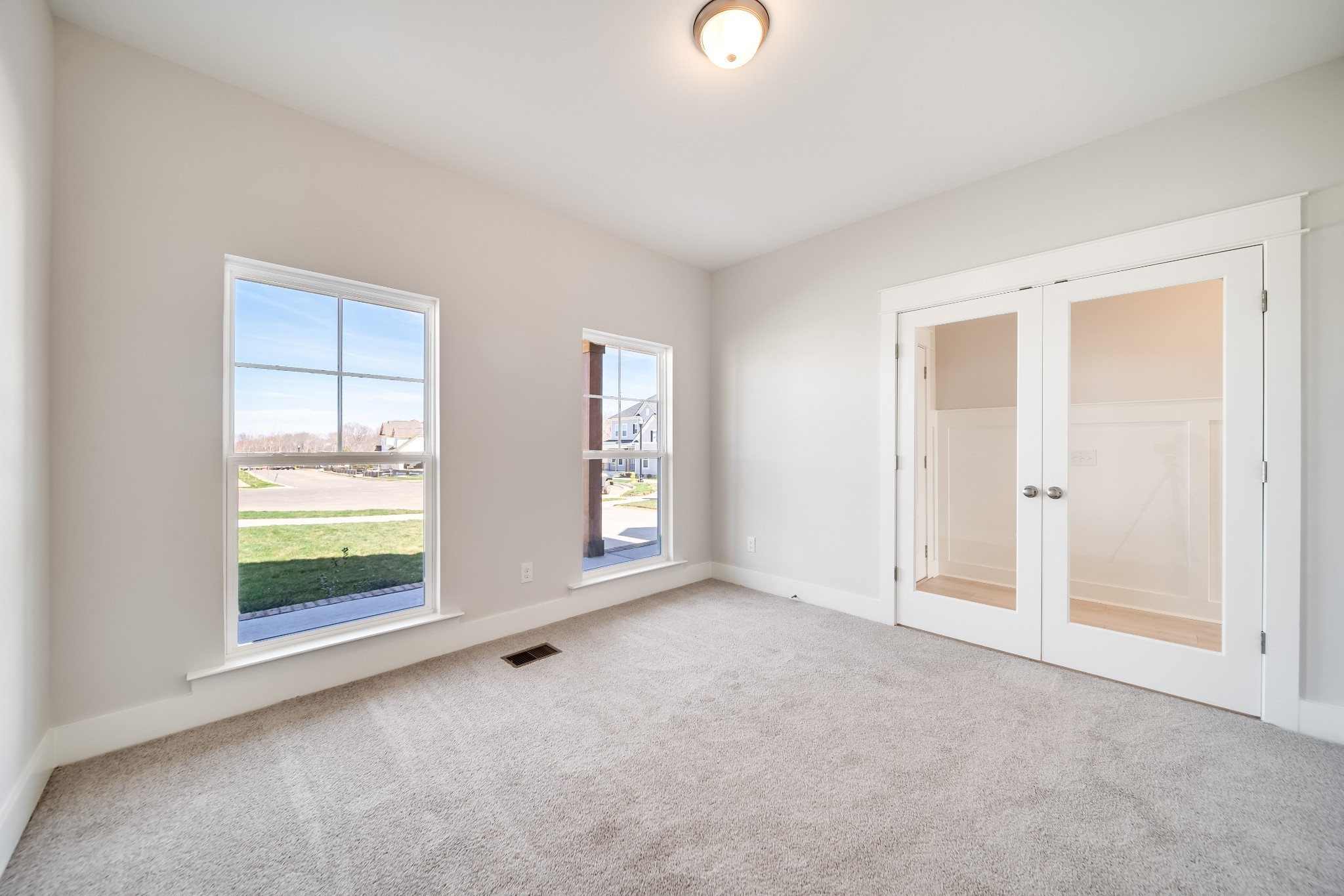 Image 34 of 92 For 6540 135th Avenue