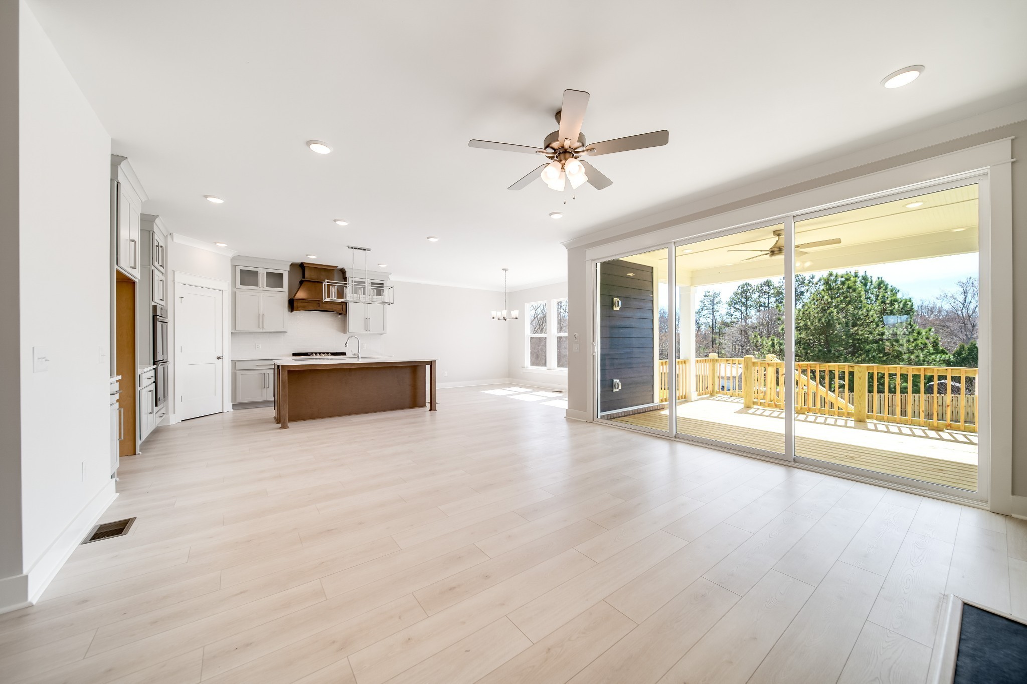 Image 43 of 92 For 6540 135th Avenue