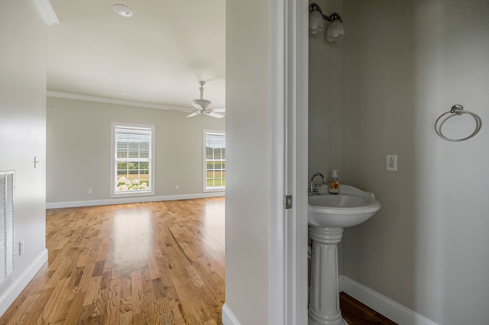 Image 23 of 28 For 8747 98th Street Road F