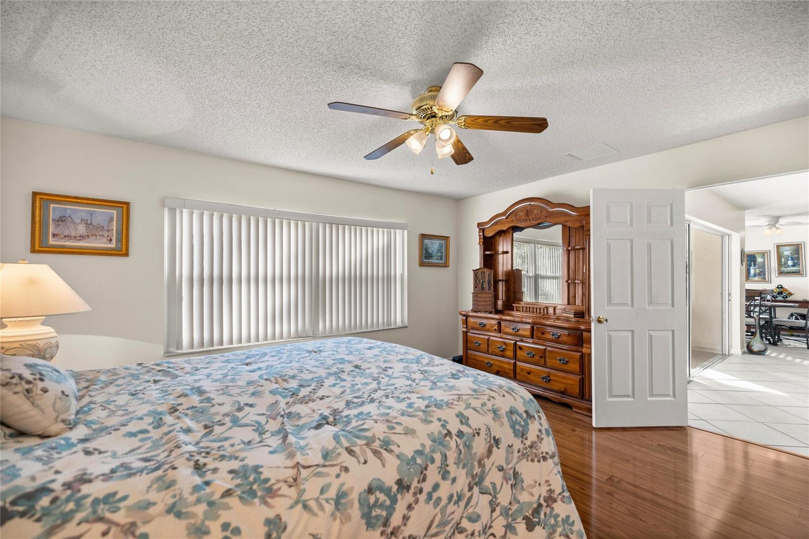 Image 16 of 51 For 9452 93rd Loop