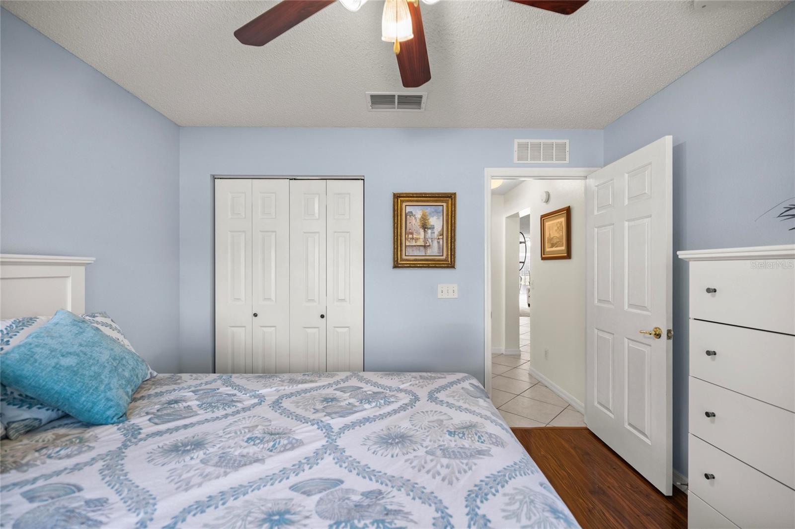 Image 20 of 51 For 9452 93rd Loop