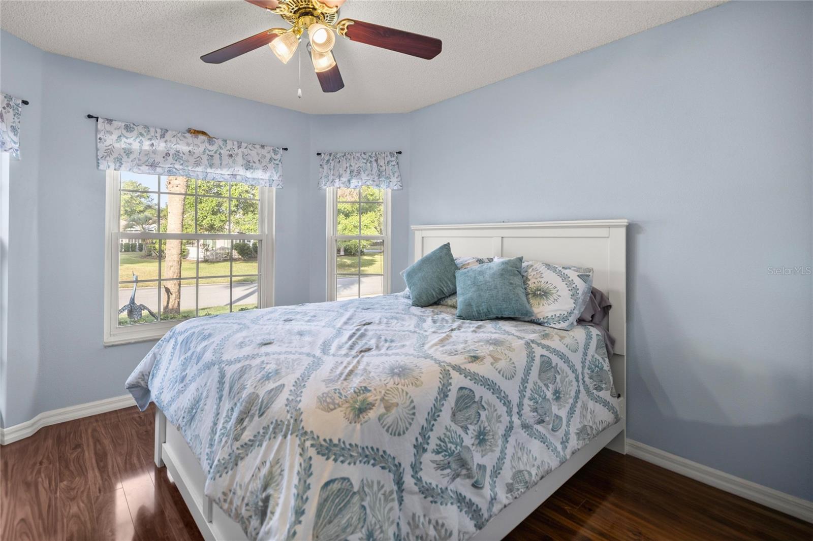 Image 37 of 51 For 9452 93rd Loop