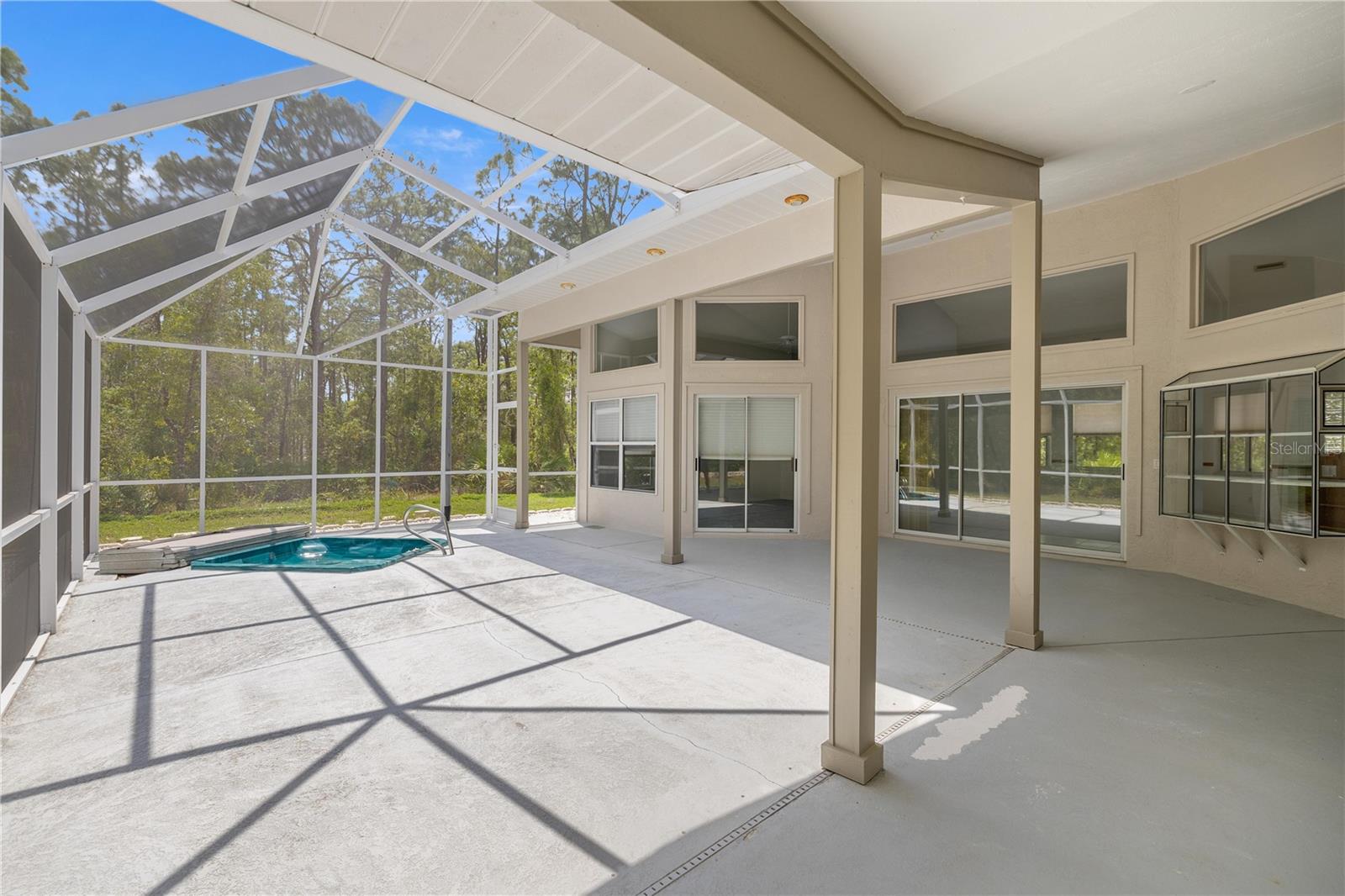Image 33 of 50 For 5725 Durango Terrace