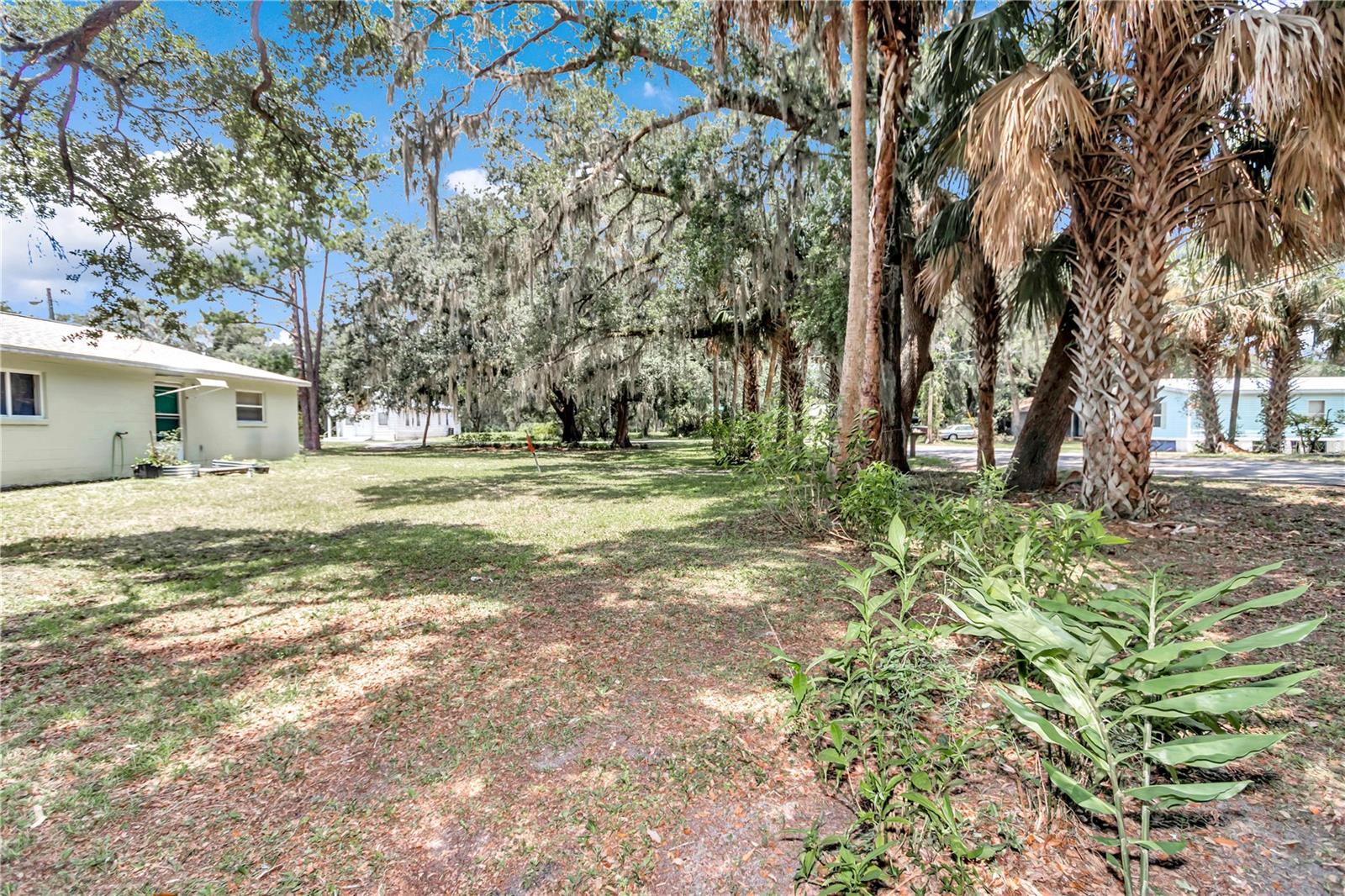 Listing photo id 28 for 1758 J Williams Lane