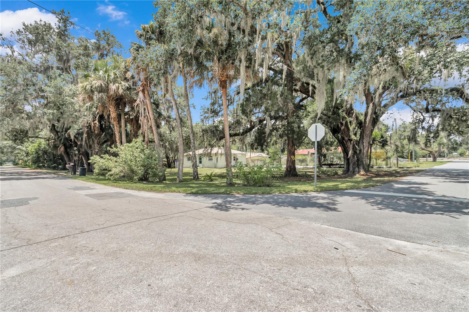 Listing photo id 29 for 1758 J Williams Lane