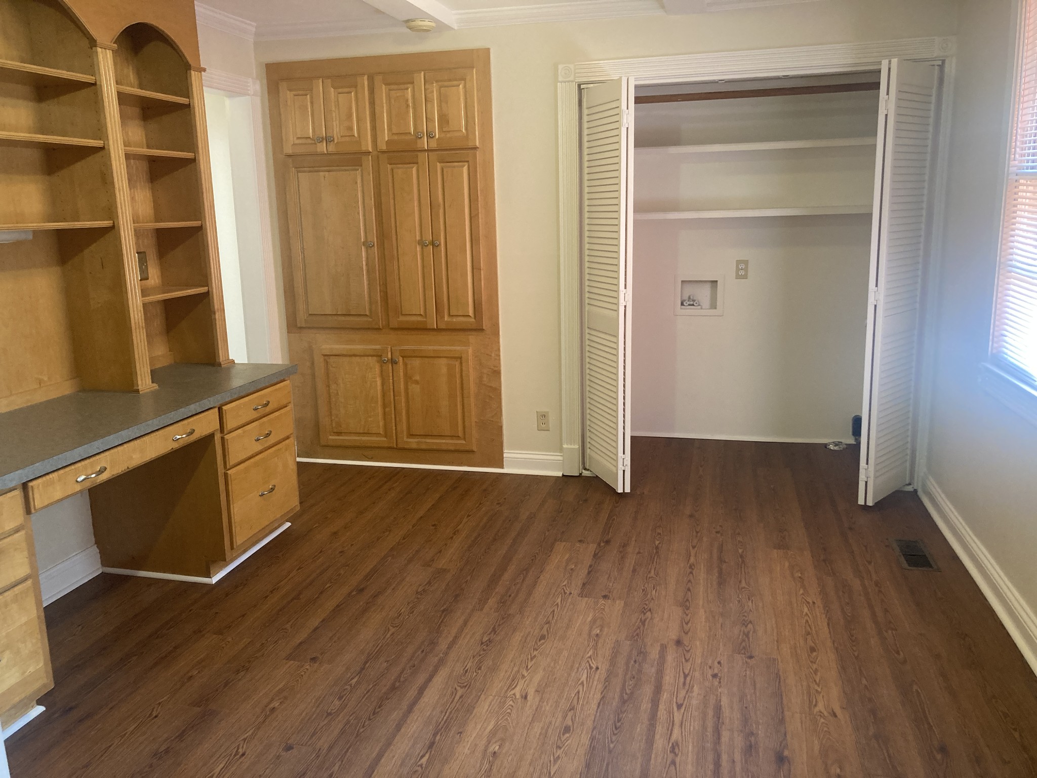 Image 11 of 54 For 7429 61st Street