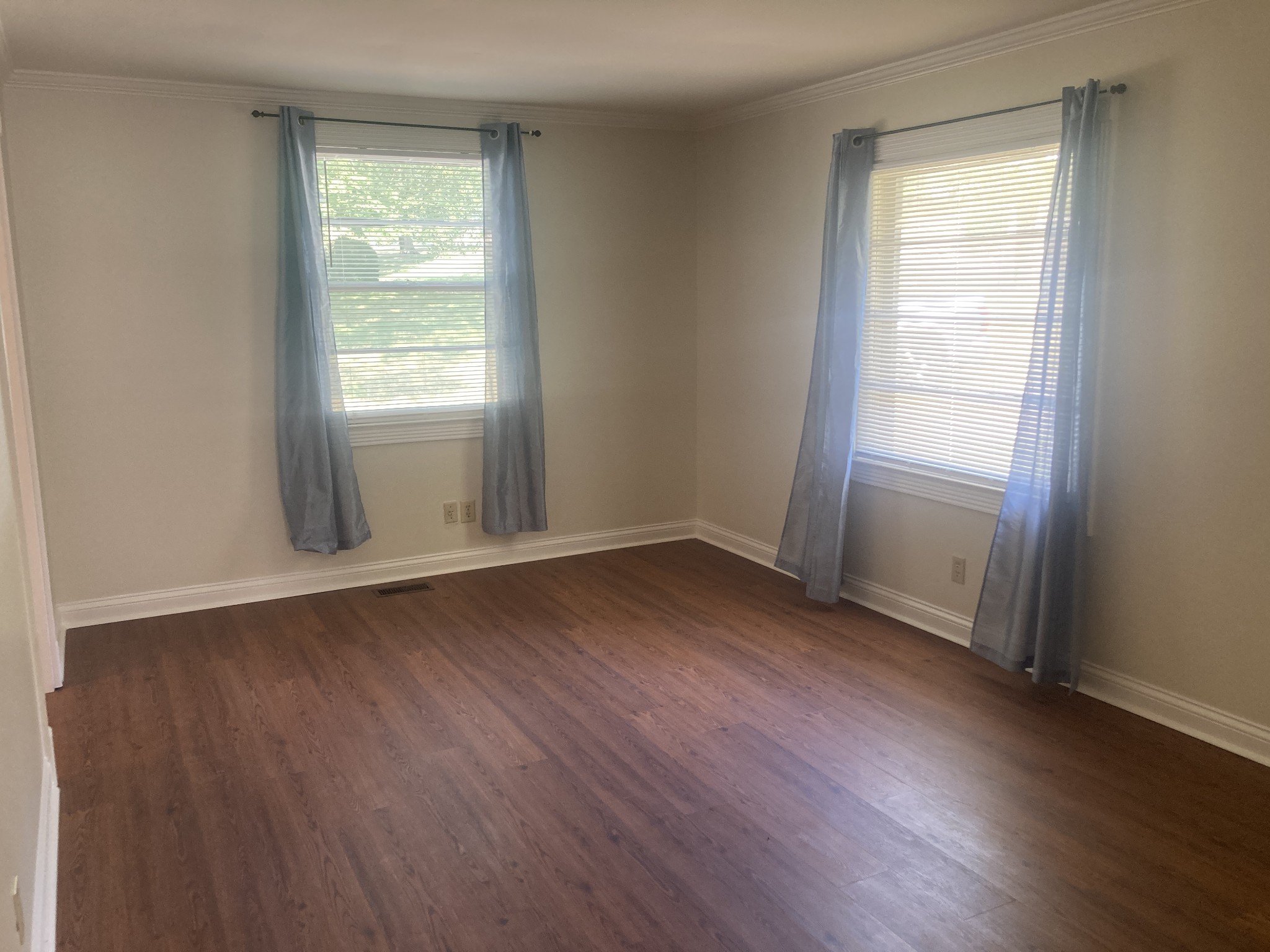 Image 6 of 54 For 7429 61st Street