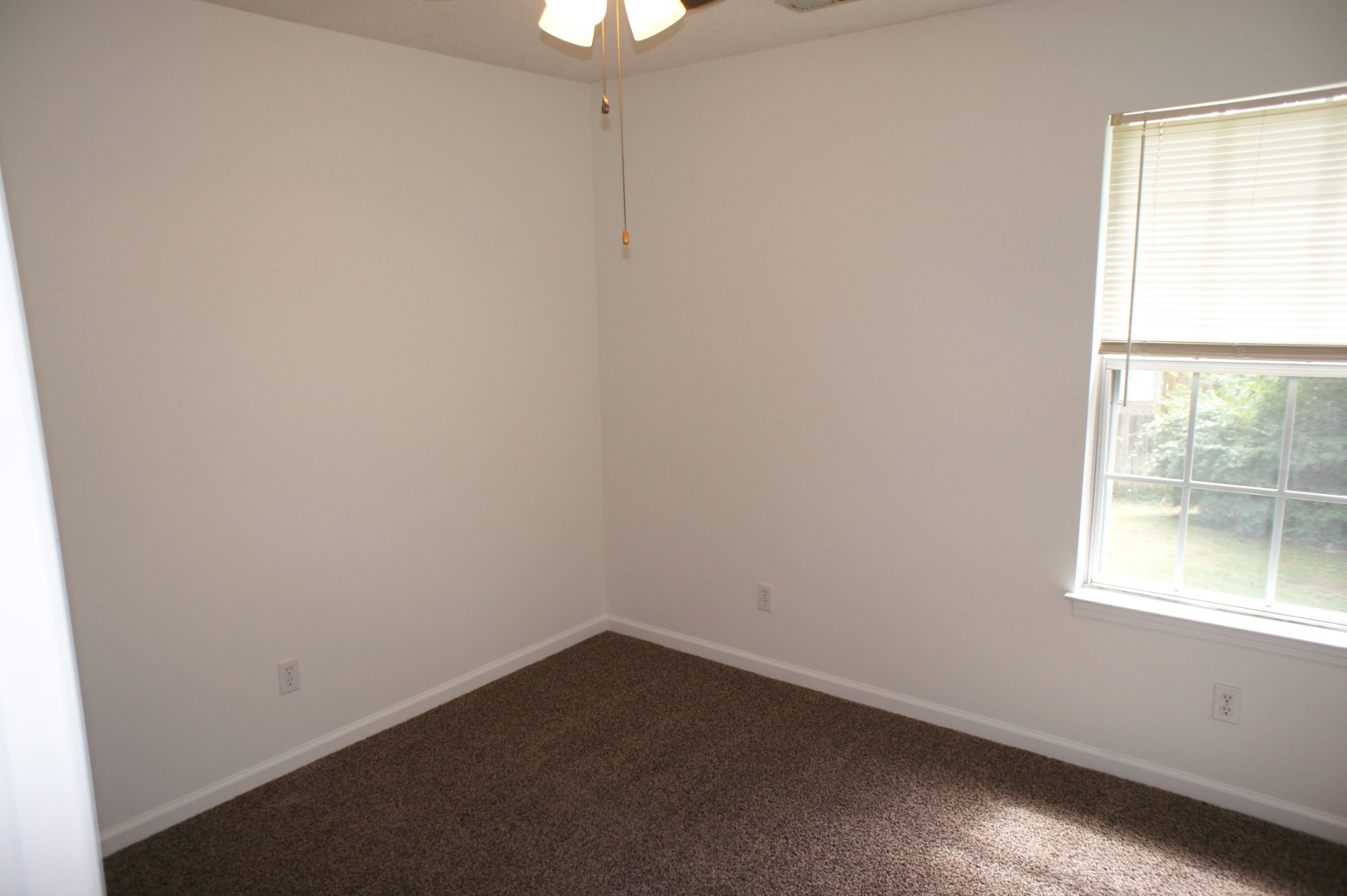 Image 23 of 35 For 2531 167th Avenue