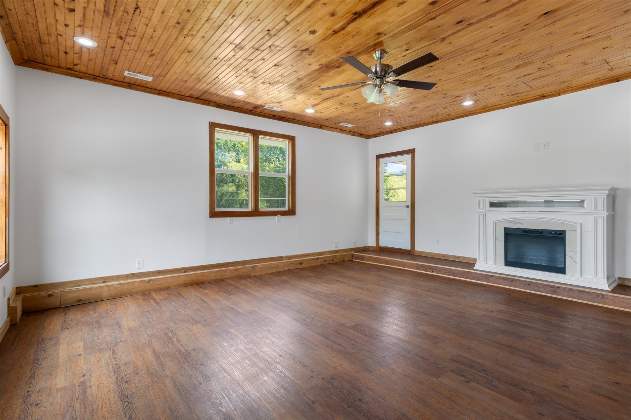 Image 22 of 42 For 2510 167th Avenue