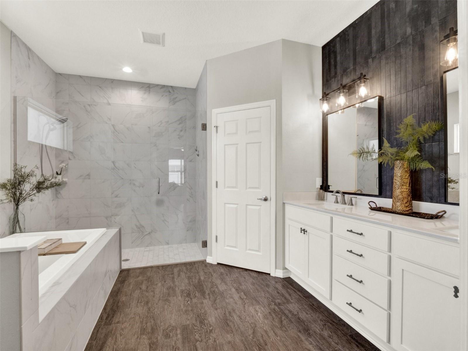 Image 23 of 31 For 4806 8th Terrace