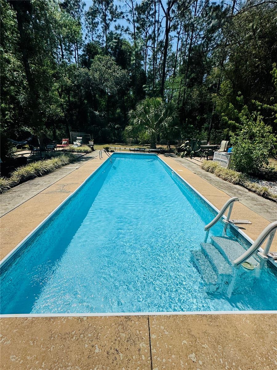 Image 41 of 50 For 5560 183rd Terrace